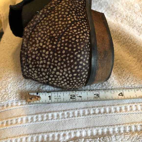 Shoes slip on size 7 - Picture 7 of 9